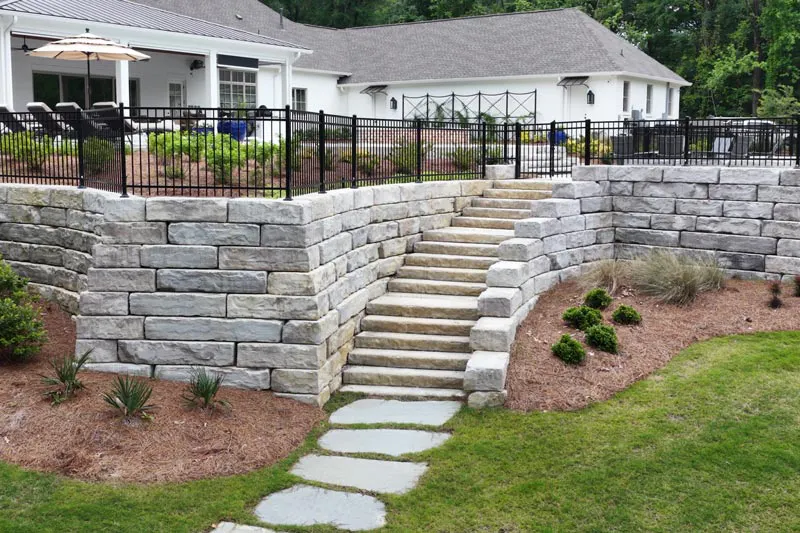 Rosetta Grand Ledge and Dimensional Steps for backyard pool area