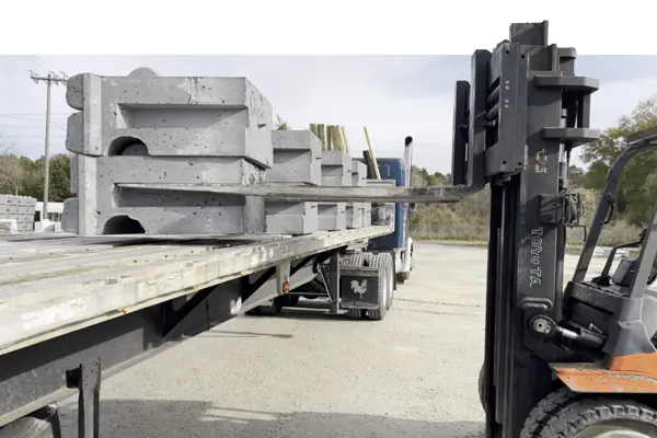41HC-Truckbed-600x400.png