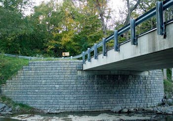Bridge Abutments Using Segmental Retaining Walls