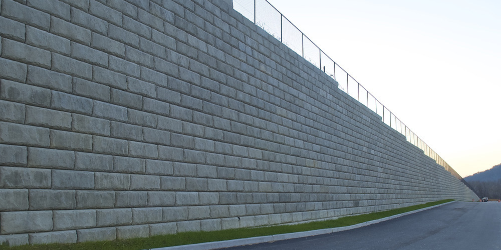 image of hybrid redi-rock limestone wall