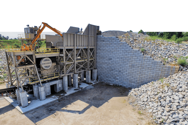image of tall pc redi-rock wall for quarry