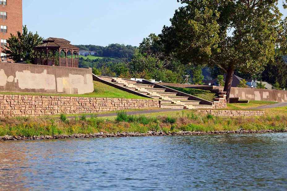 Ledgestone retaining wall accents beauty of riverfront park