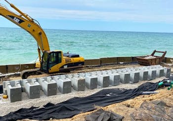 Hybrid Wall Prevents Erosion for Lakefront Home