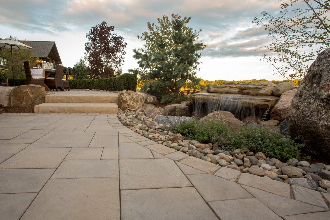 dimensional flagstone for walkway