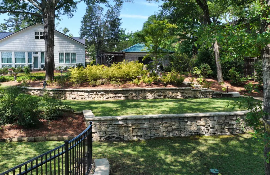Rosetta Belvedere walls for backyard