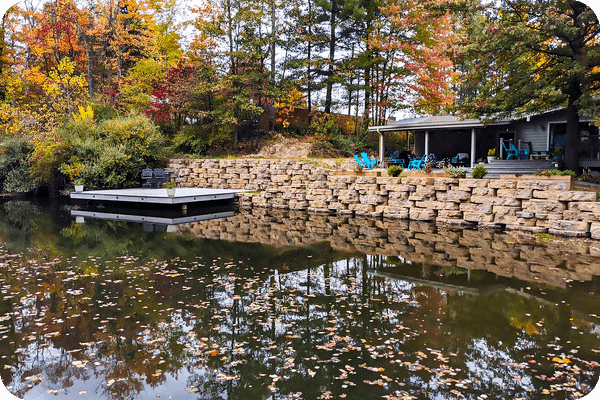 outcropping wall for shoreline wall for home during fall